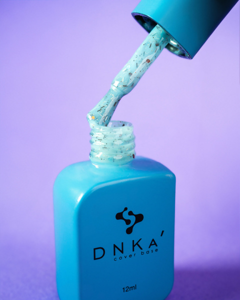 DNKa' Cover Base #0060 Awesome - niebieska baza hybrydowa z brokatem, 12 ml DNKa' Cover Base #0060 Awesome - niebieska baza hybrydowa z brokatem, 12 ml