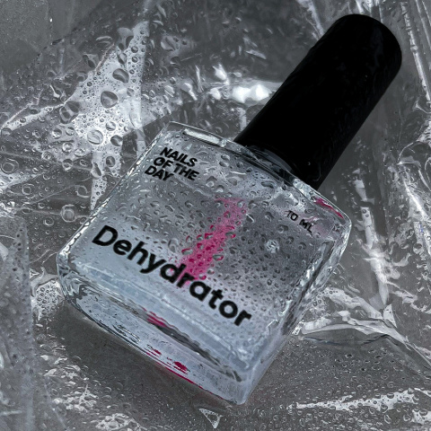 NAILSOFTHEDAY Dehydrator - odtłuszczacz do paznokci, 10 ml NAILSOFTHEDAY Dehydrator - odtłuszczacz do paznokci, 10 ml
